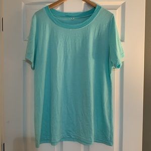 Amazon XL beautiful mint colored Tshirt